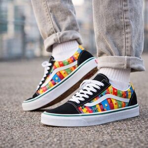 Vans Old Skool Sesame Street Sneakers Sz 8.5 | Tenis